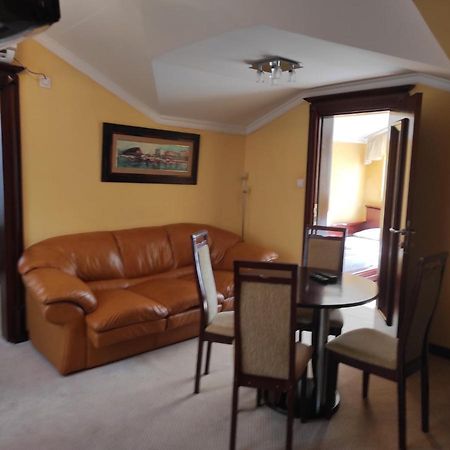 Hotel Mimoza Budva Kültér fotó