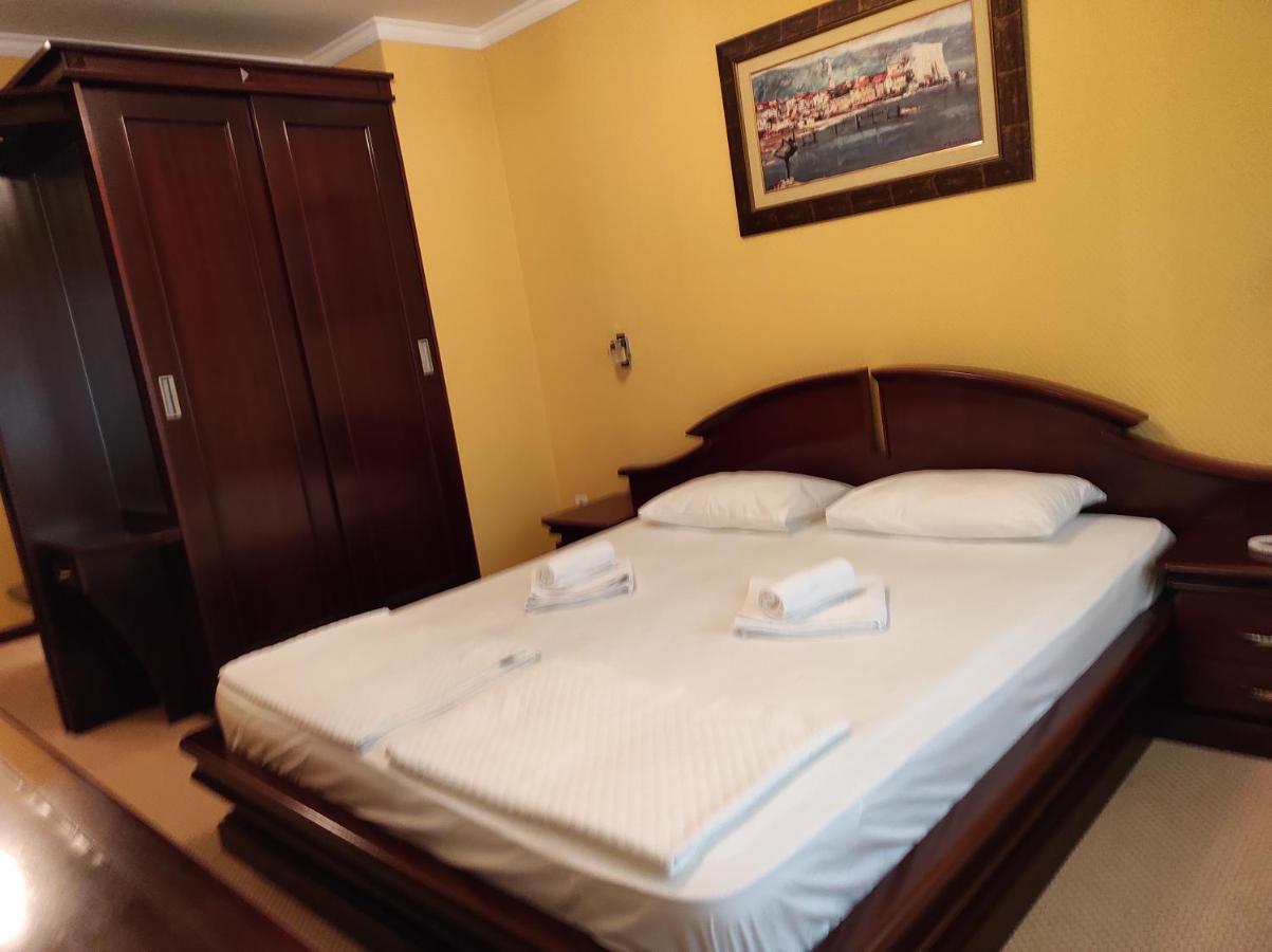 Hotel Mimoza Budva Kültér fotó