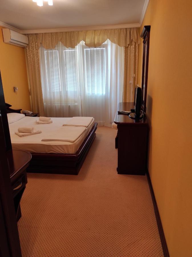 Hotel Mimoza Budva Kültér fotó