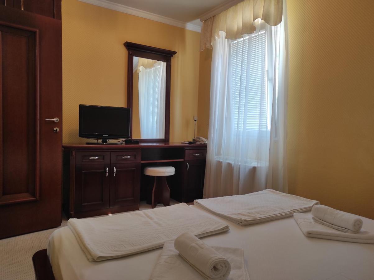 Hotel Mimoza Budva Kültér fotó